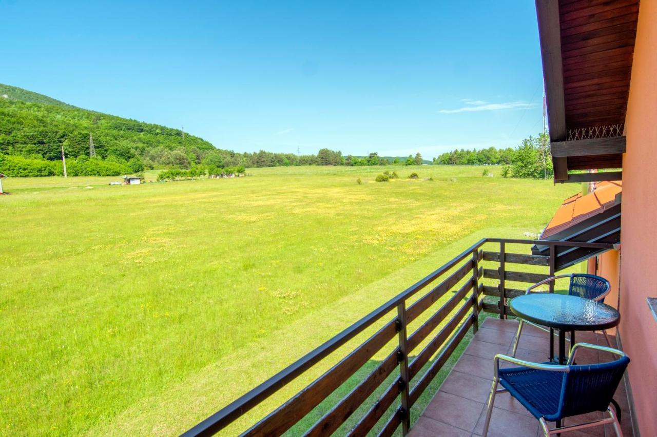 Hotel Soul Vacation Korenica Zewnętrze zdjęcie